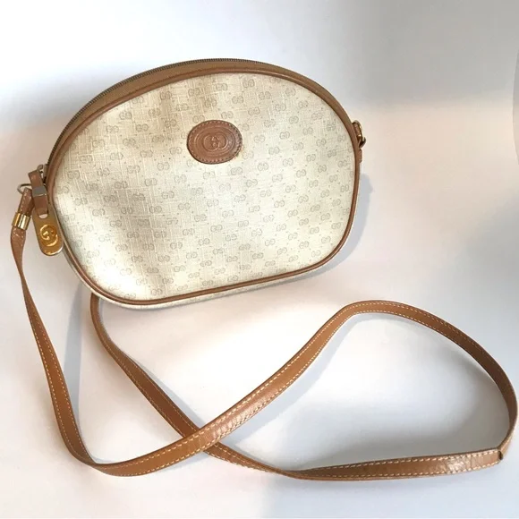 Vintage 70’s/80’s Gucci Interlocking G Micro Monogram Crossbody Bag - Picture 2 of 14